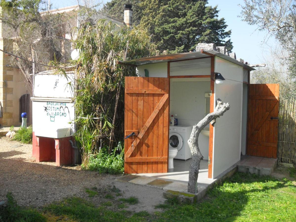 Camping Terreno-Ro-Bi-Li Hotel Cutrofiano Exterior photo